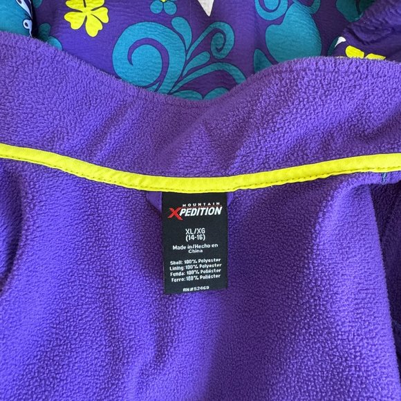 Mountain Expedition Girl’s Jacket - Picture 4 of 5